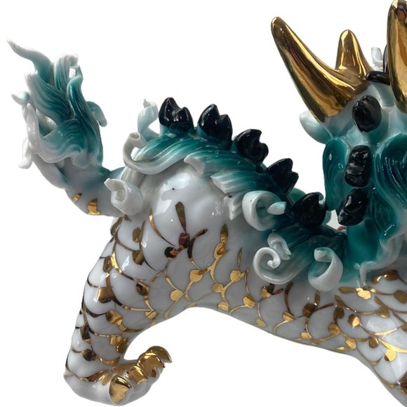 Vintage Porcelain Foo Dogs Asian Temple Guardian Lion Teal w/ Gold Tone Accents - Picture 5 of 7